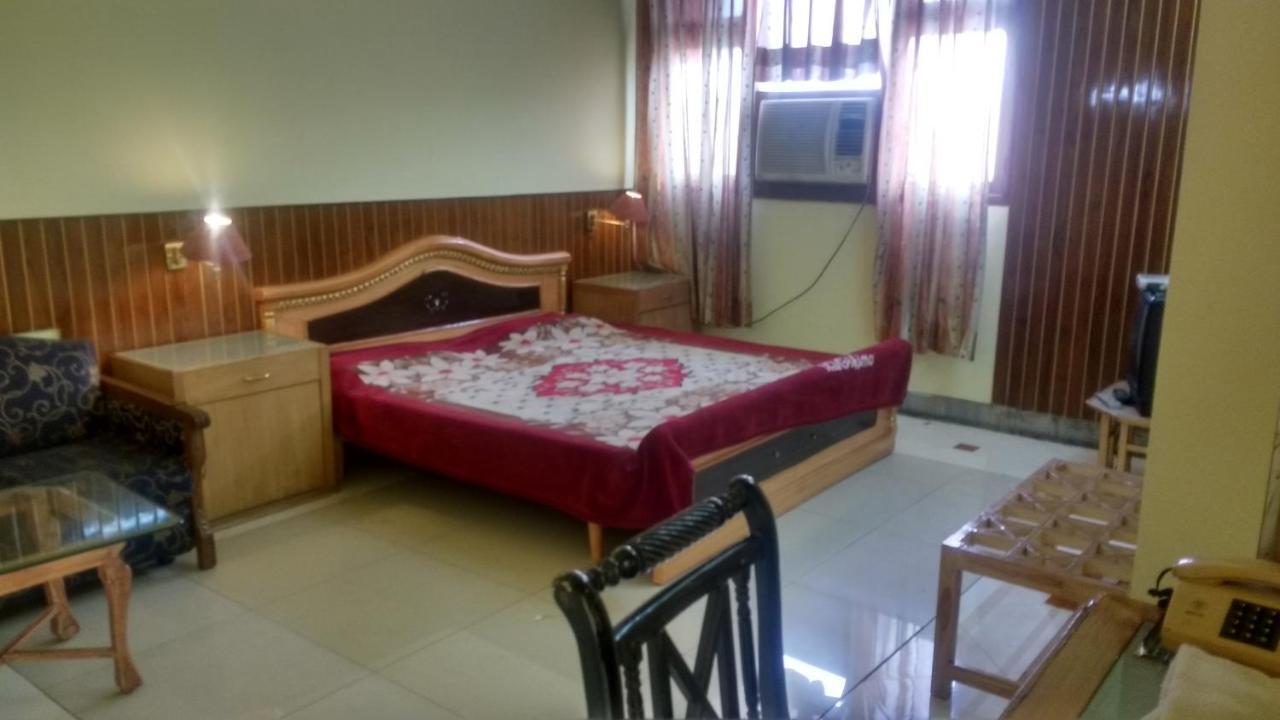 Hotel Airlines Amritsar Exterior foto